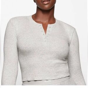SKIMS Cotton Rib Long Sleeve Henley | Heather Grey